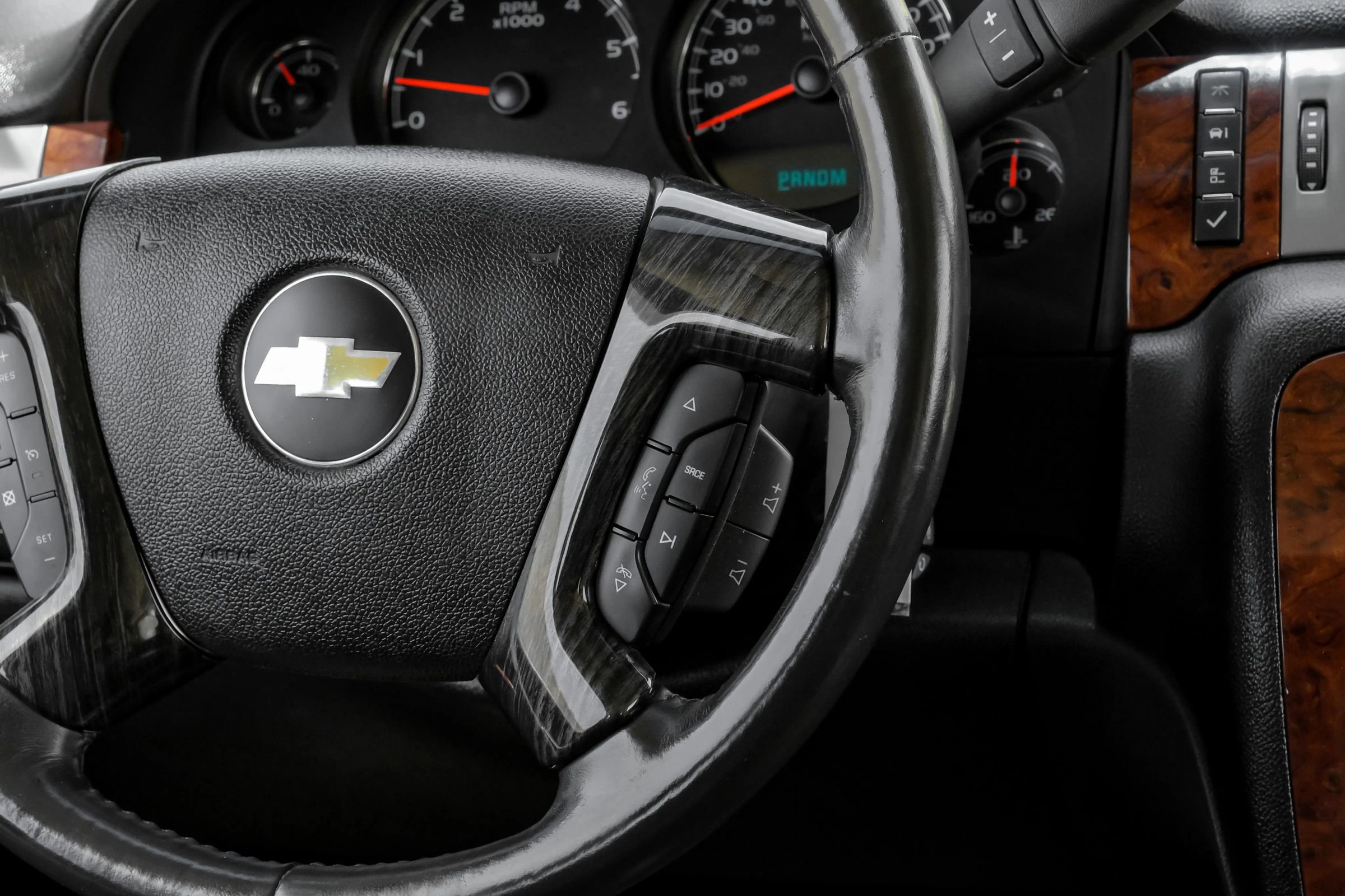 Used 2012 Chevrolet Avalanche LTZ RWD image 18