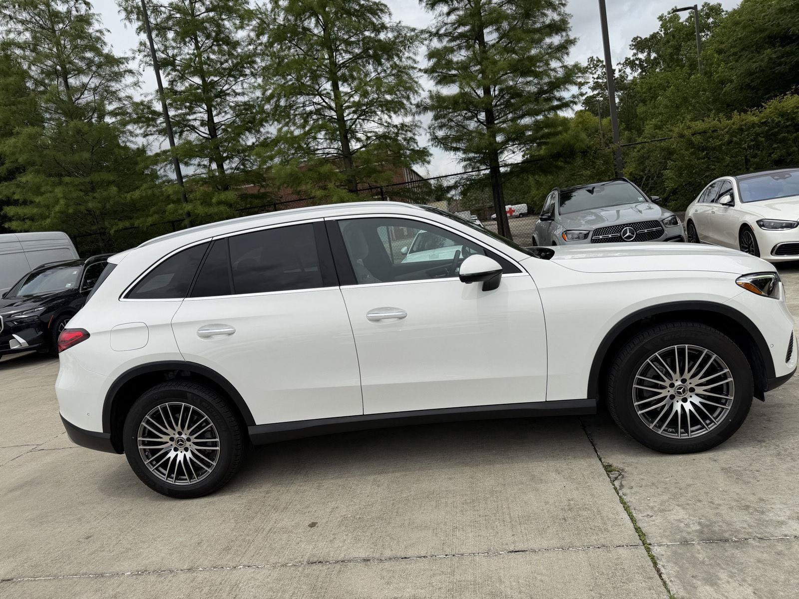 Certified 2026 Mercedes-Benz GLC 300 4MATIC image 27