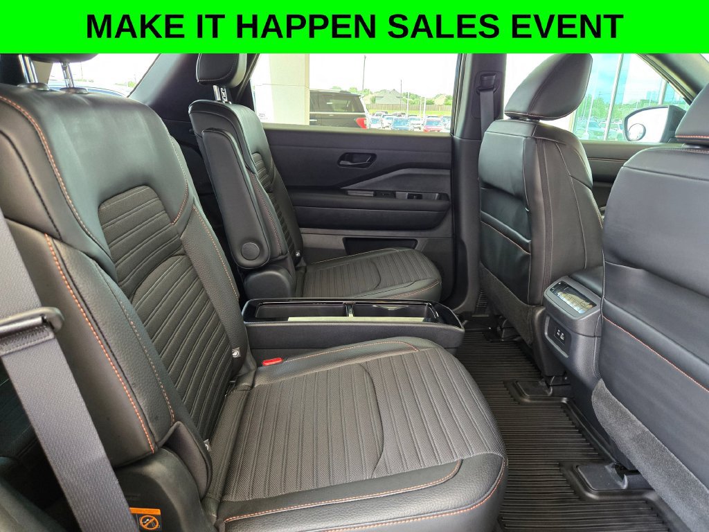 Used 2024 Nissan Pathfinder Rock Creek AWD/4WD image 26
