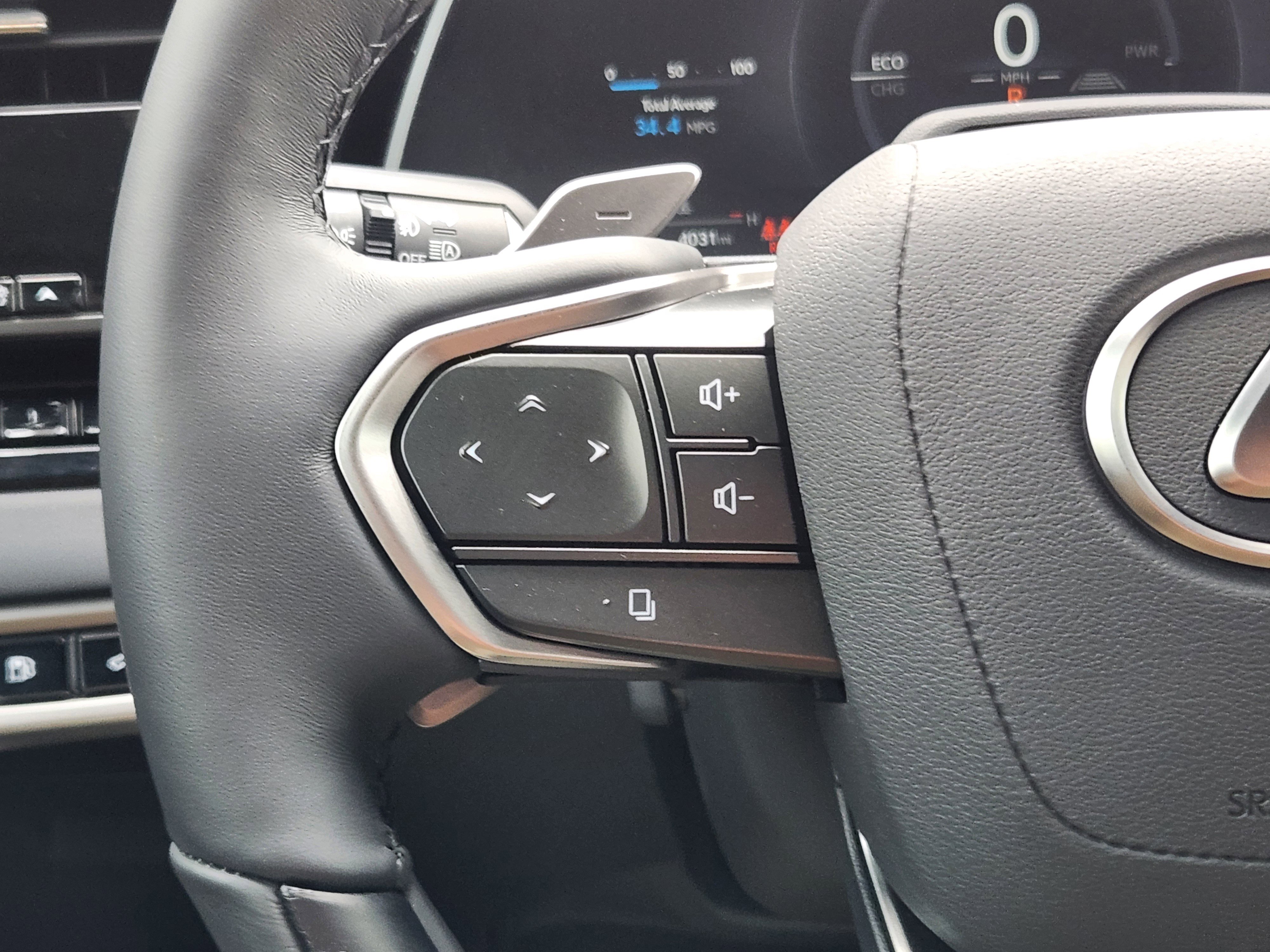 Certified 2025 Lexus RX 350 w/ Convenience Package image 31