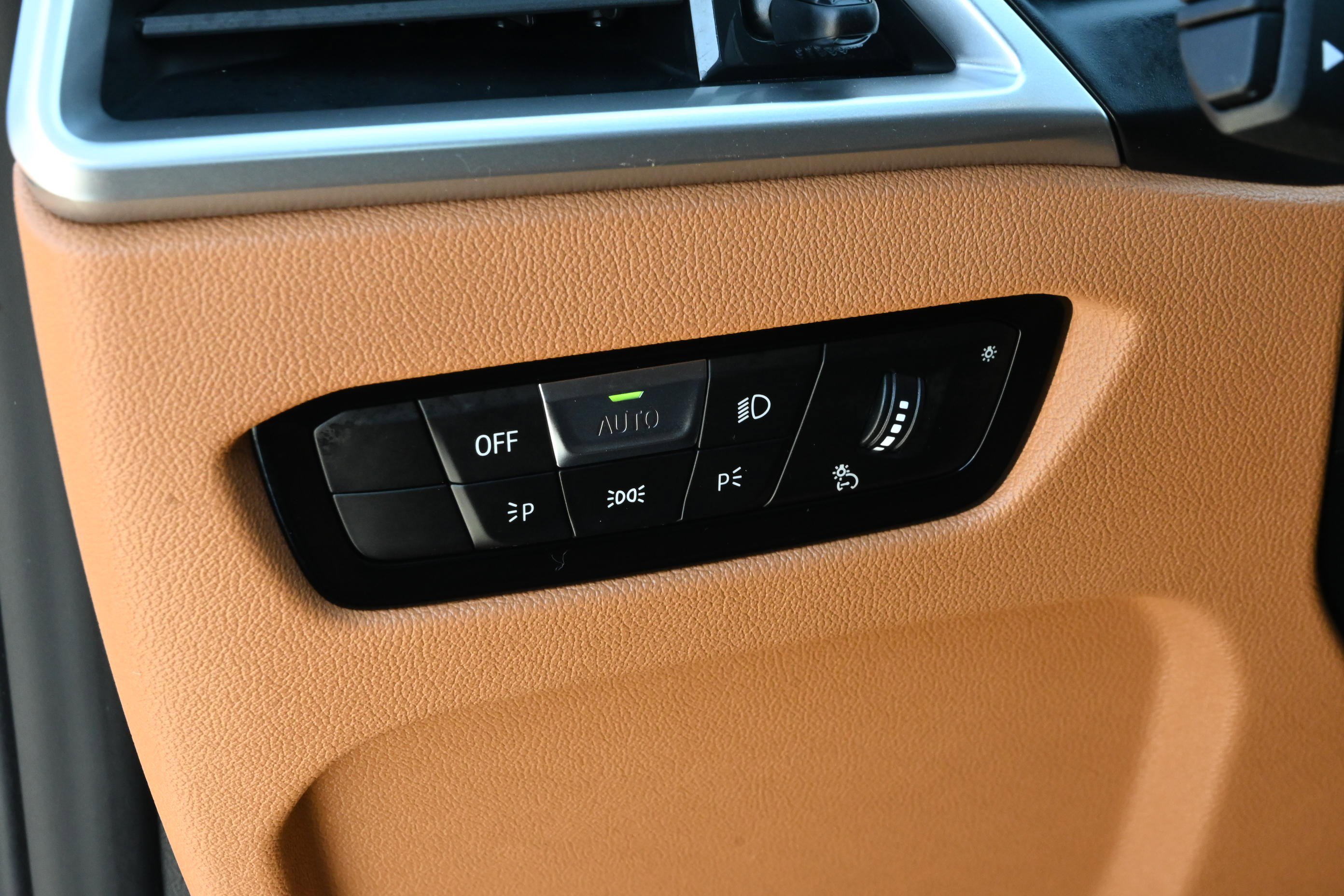 Certified 2025 BMW M440i Coupe image 27