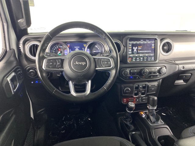 Used 2023 Jeep Wrangler Unlimited Rubicon 4xe w/ Cold Weather Group AWD/4WD image 21