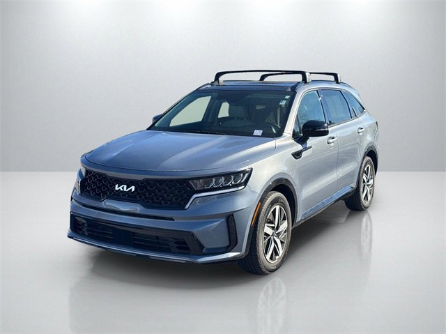 Certified 2022 Kia Sorento S w/ Panoramic Sunroof Package image 2