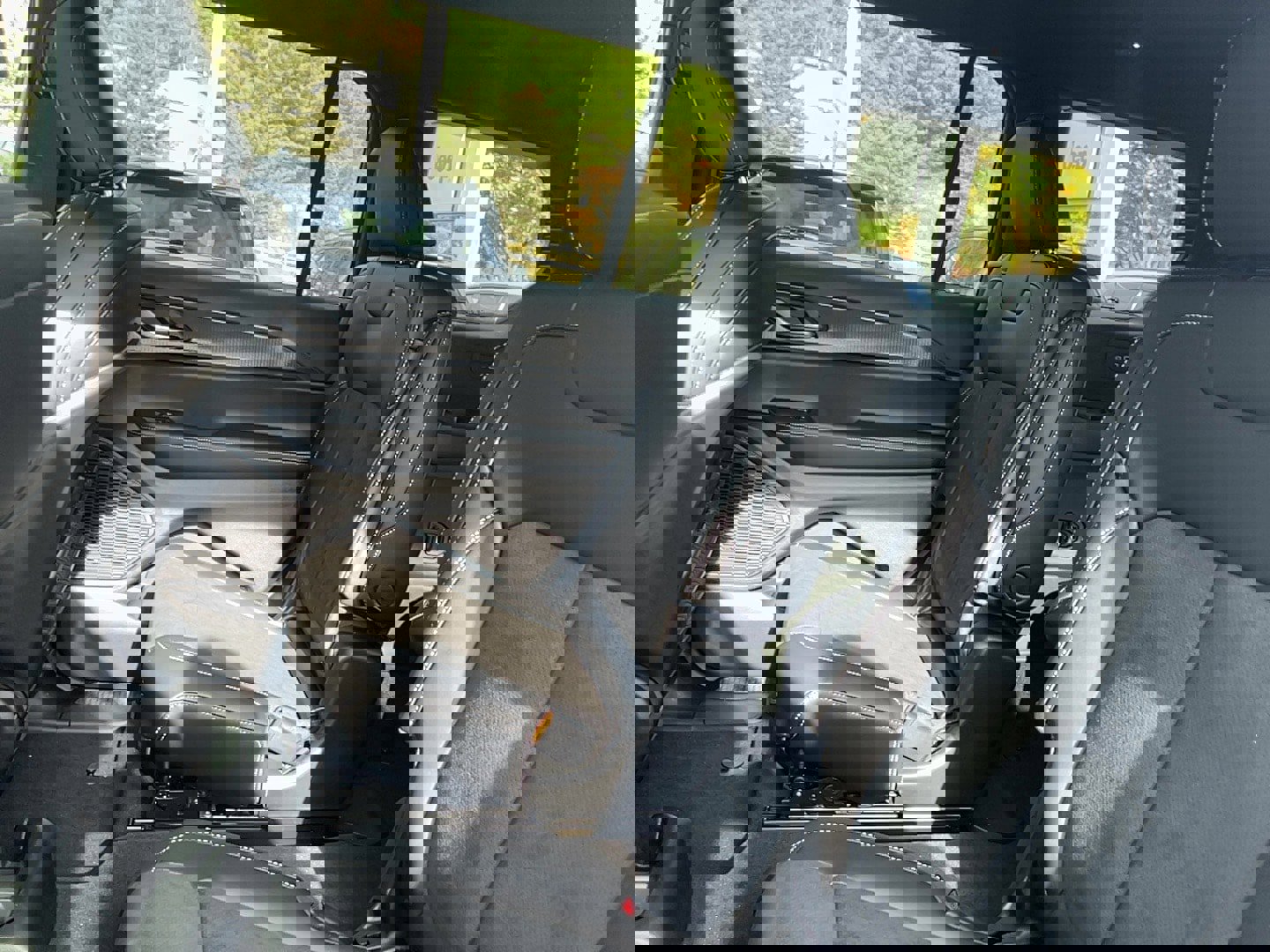 New 2025 Jeep Grand Cherokee L Altitude image 10