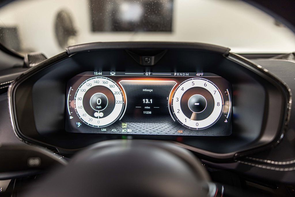 Used 2025 Aston Martin DBX 707 image 25