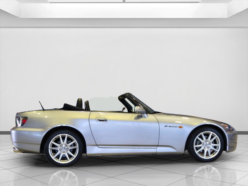 Used 2005 Honda S2000 image 4