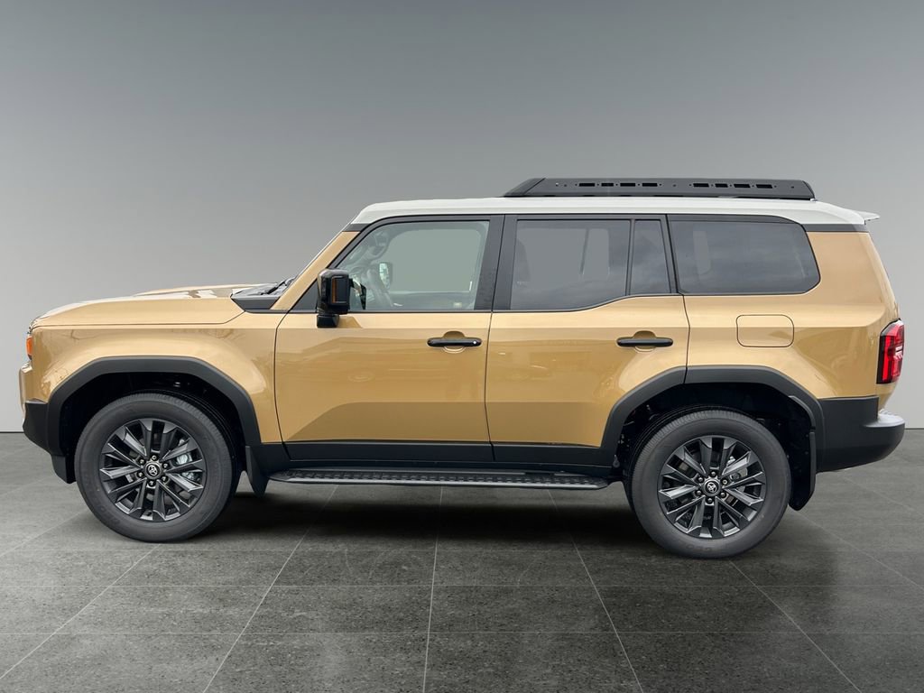 New 2026 Toyota Land Cruiser Base image 4