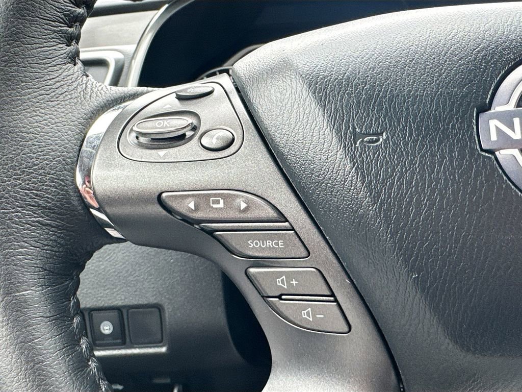 Used 2024 Nissan Murano SL w/ Cargo Package image 12