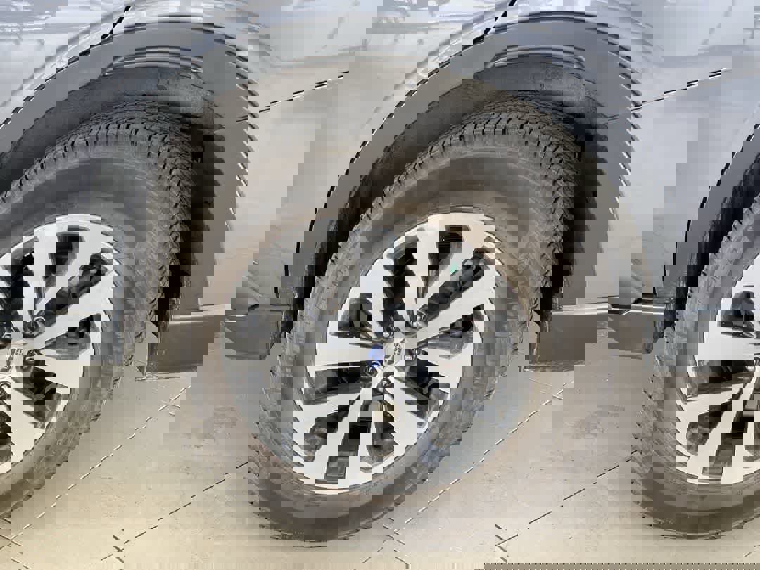 Used 2022 Subaru Outback Premium w/ Popular Package #1 image 13