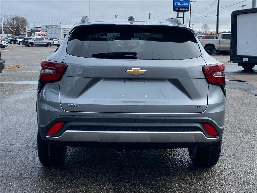 New 2026 Chevrolet Trax LT w/ Driver Confidence Package image 4