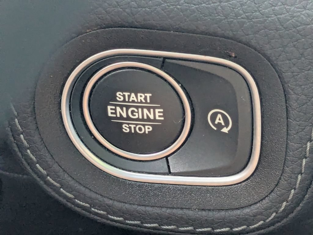 Used 2023 Mercedes-Benz GLS 450 4MATIC image 17