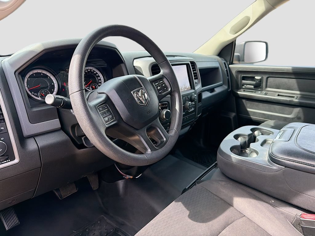 Used 2019 RAM 1500 Express w/ Wheel & Sound Group AWD/4WD image 9