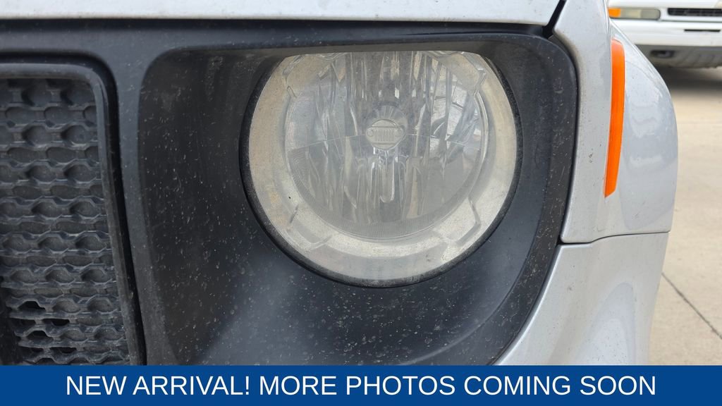 Used 2020 Jeep Renegade Latitude image 9