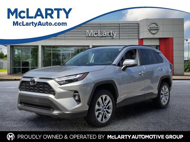 Used 2025 Toyota RAV4 XLE Premium FWD image 1