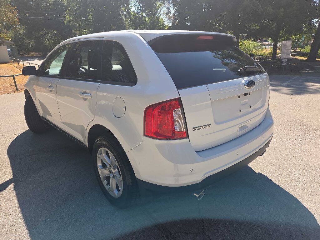 Used 2013 Ford Edge SEL FWD image 4