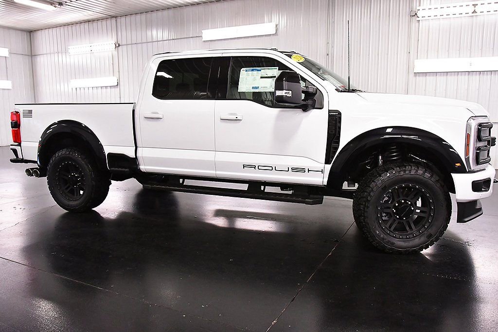 New 2026 Ford F250 Lariat w/ Black Appearance Package image 8