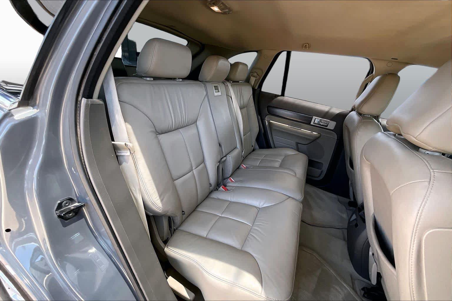Used 2007 Lincoln MKX 2WD image 17