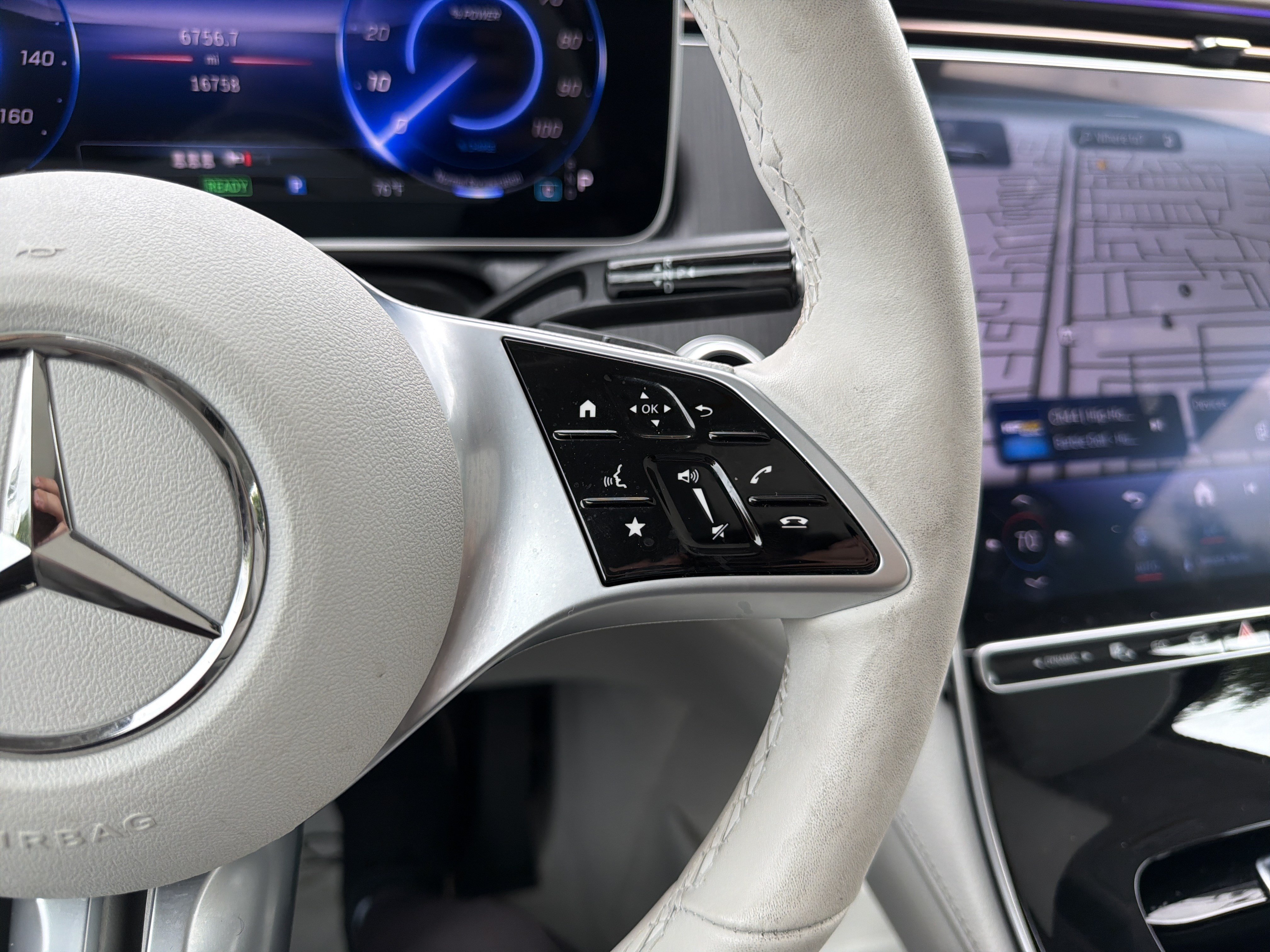 Certified 2025 Mercedes-Benz EQE 350+ 4MATIC SUV w/ Driver Assistance Package image 20