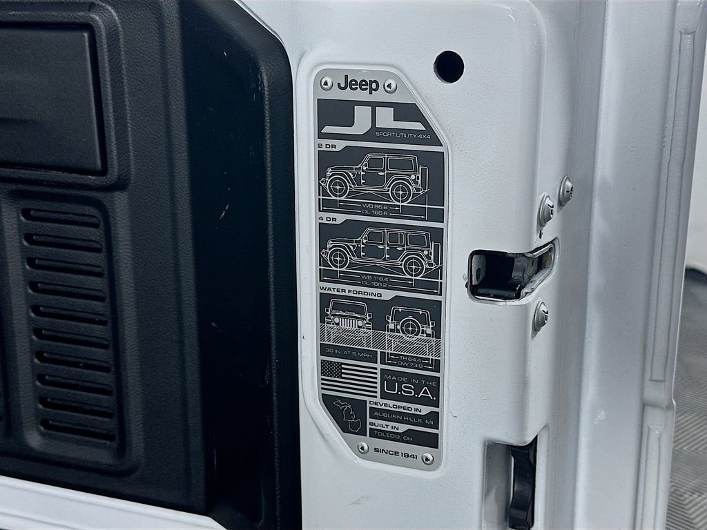 Used 2020 Jeep Wrangler Sport image 36