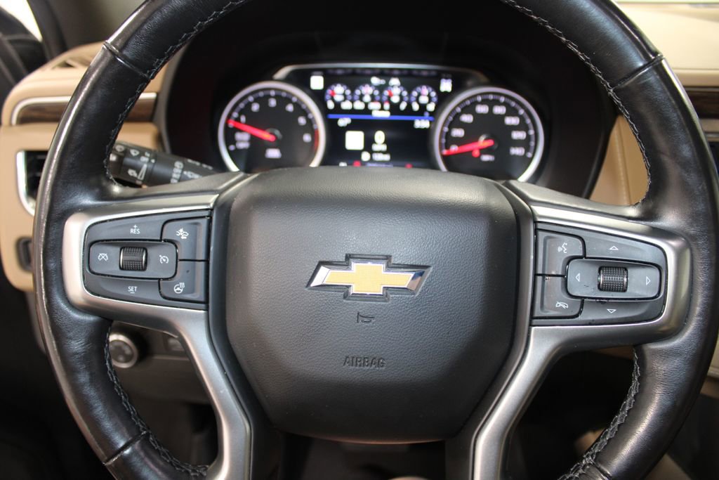 Used 2021 Chevrolet Tahoe Premier w/ Premium Package AWD/4WD image 37