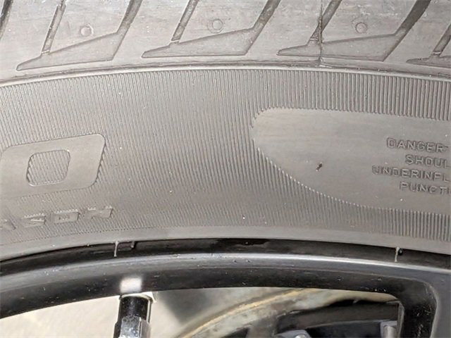 Used 2023 Dodge Challenger SRT Hellcat image 9