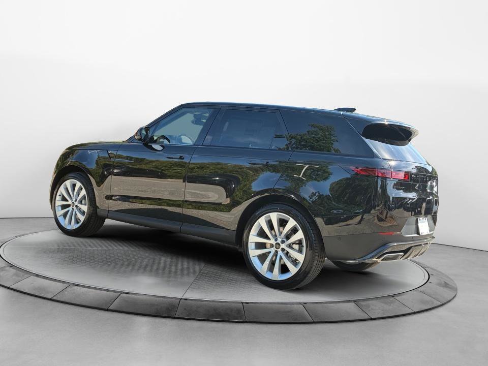 New 2027 Land Rover Range Rover Sport SE AWD/4WD image 5