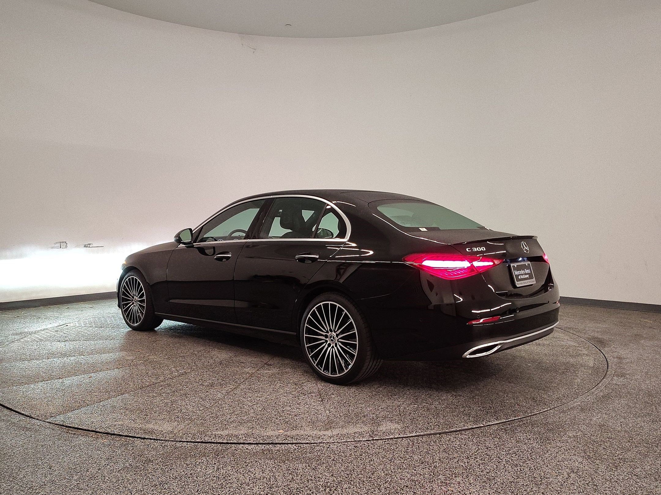 Used 2026 Mercedes-Benz C 300 Sedan image 3