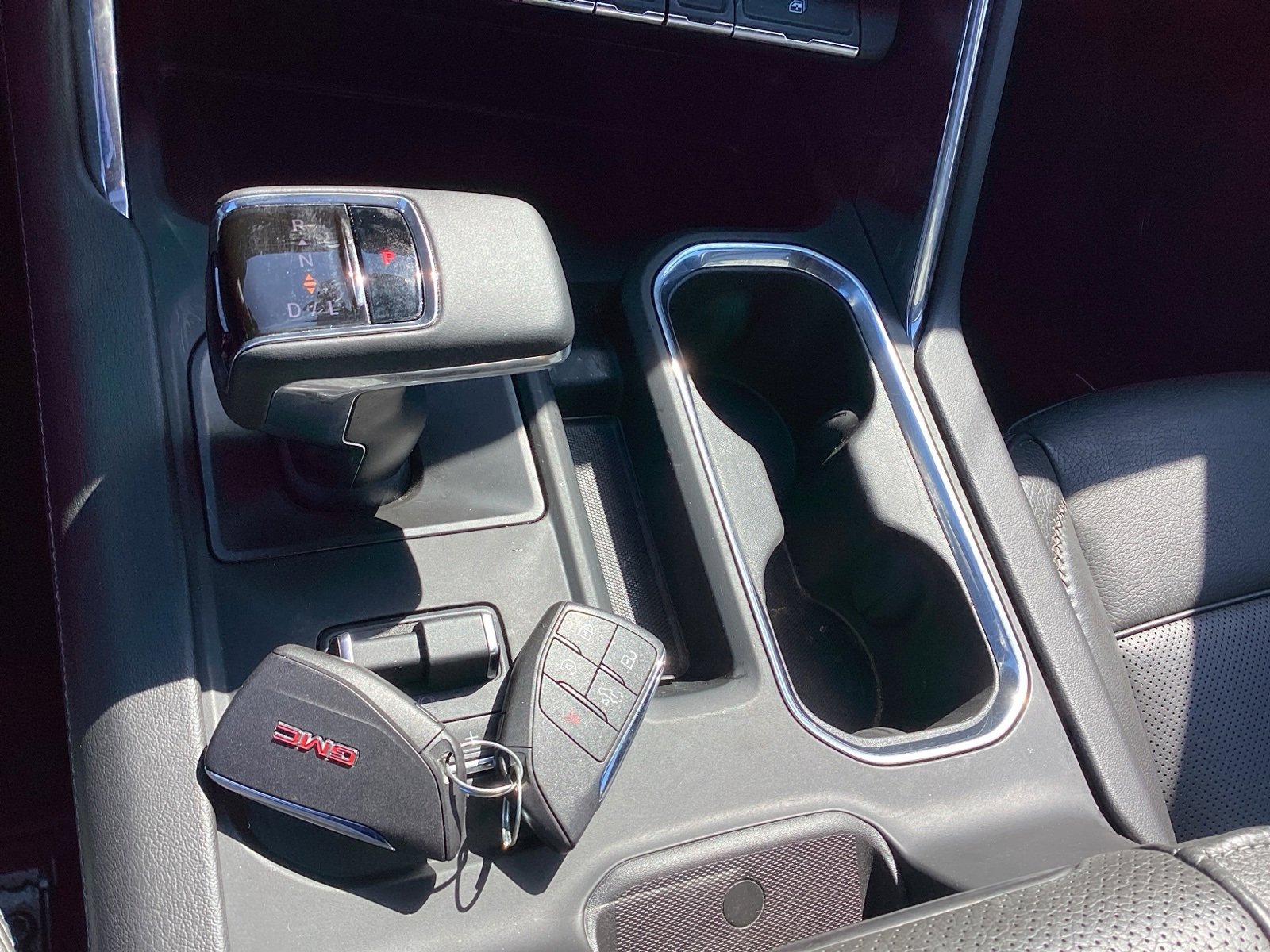 Used 2024 GMC Sierra 1500 Denali w/ Denali Reserve Package image 24