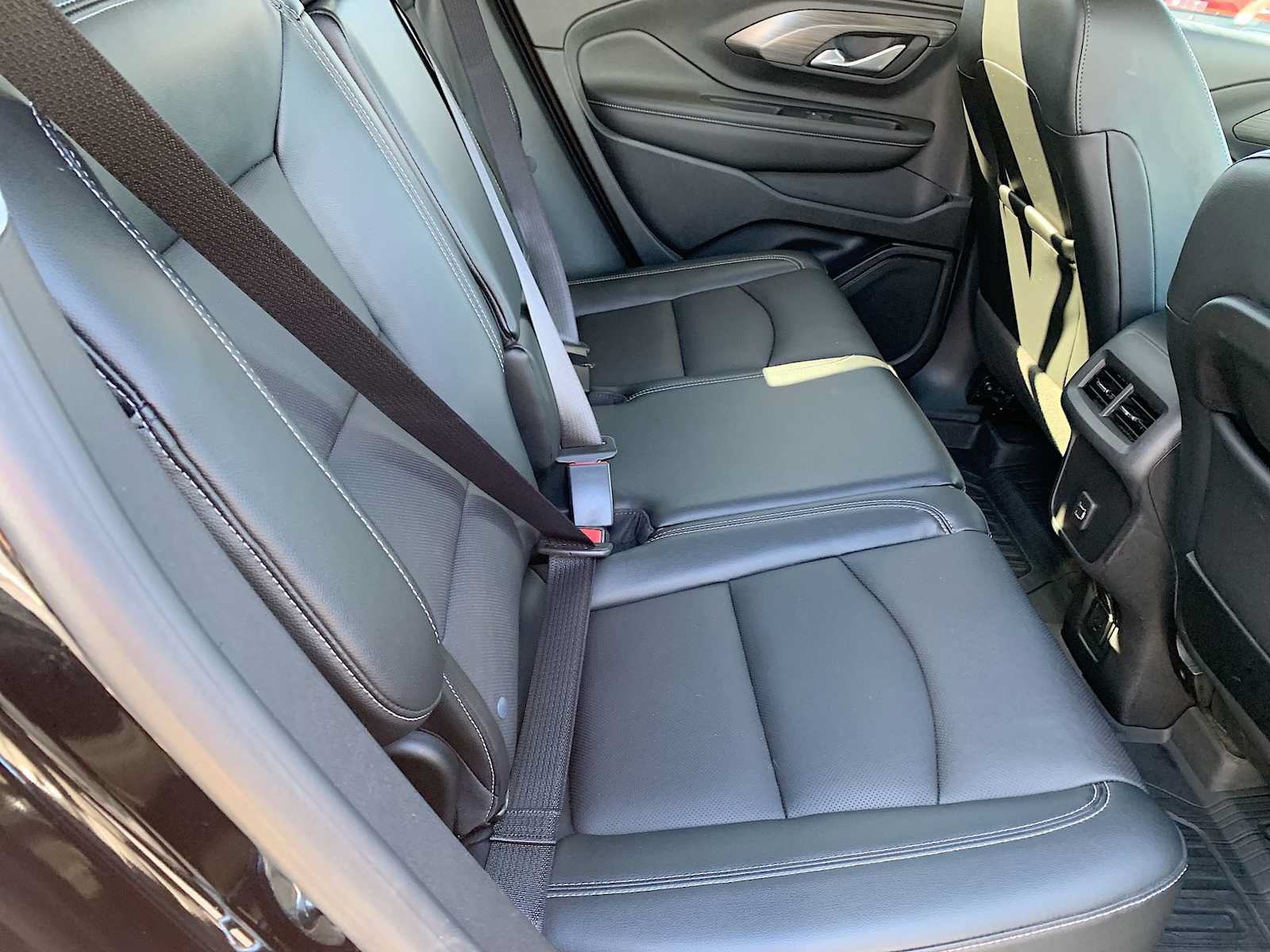 Certified 2023 GMC Terrain SLT w/ Elevation Edition AWD/4WD image 25