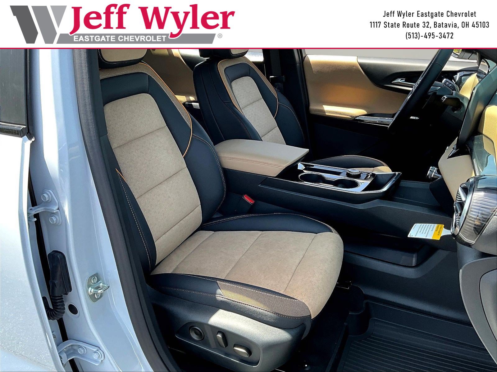 New 2026 Chevrolet Equinox ACTIV w/ Convenience Package III FWD image 18