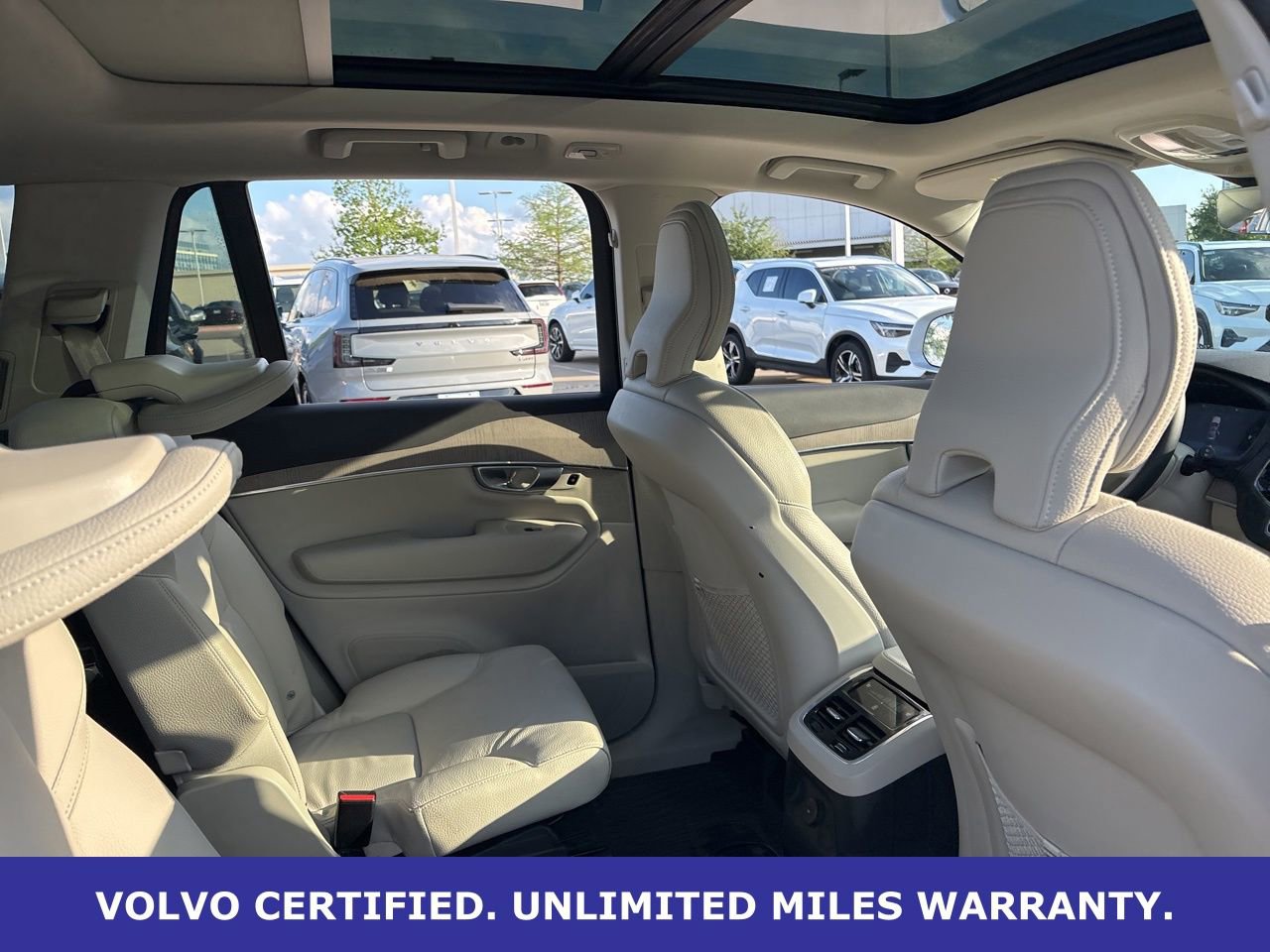Certified 2024 Volvo XC90 T8 Plus w/ Protection Package Premier image 12