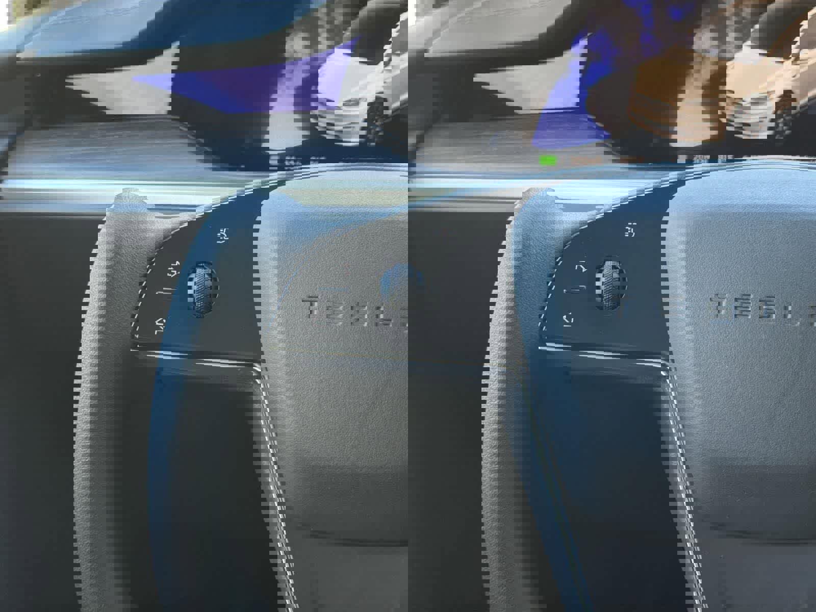 Used 2023 Tesla Model X image 13