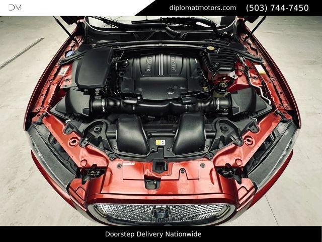 Used 2013 Jaguar XF Supercharged RWD image 48