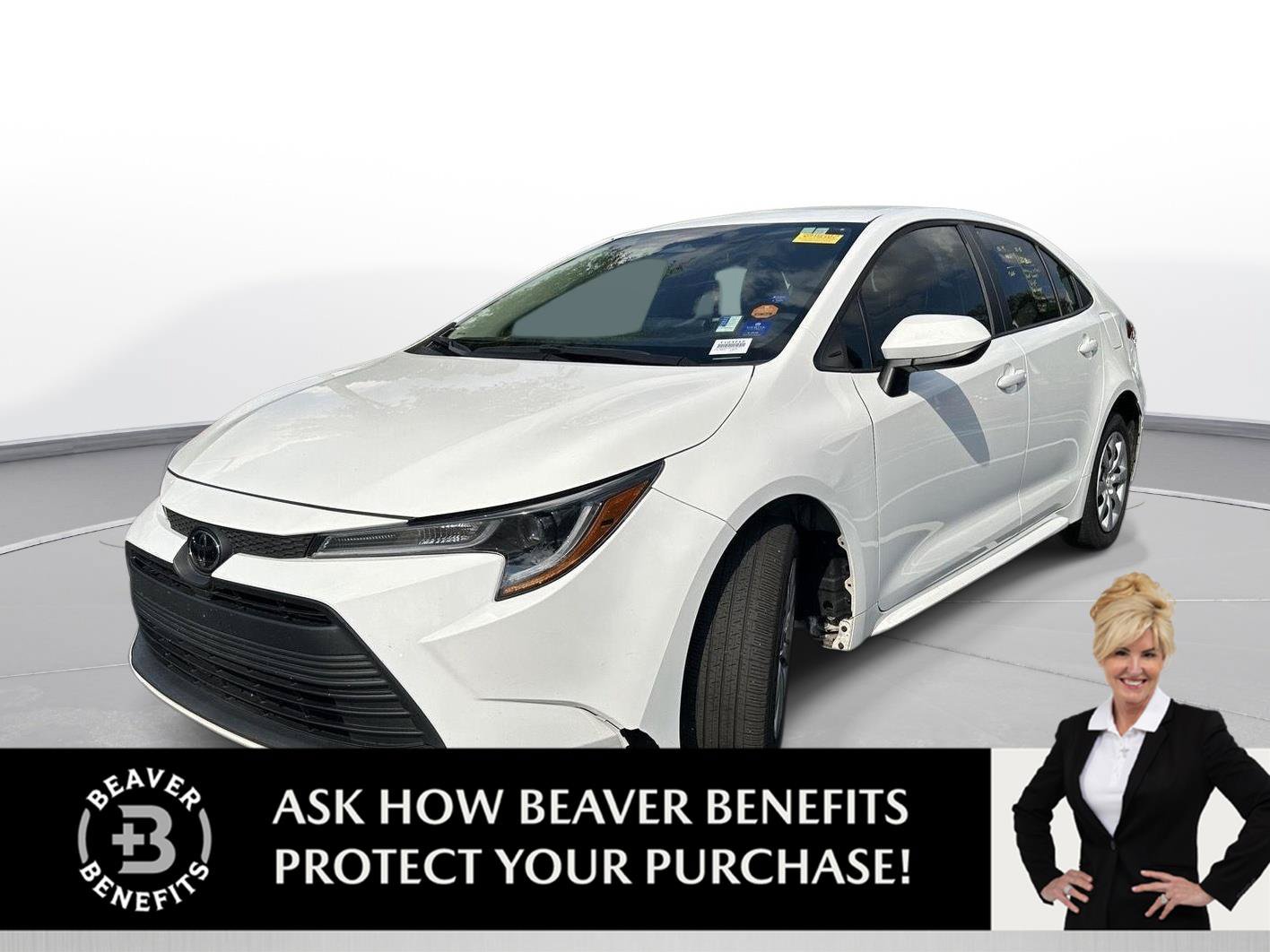 Used 2024 Toyota Corolla LE FWD image 1