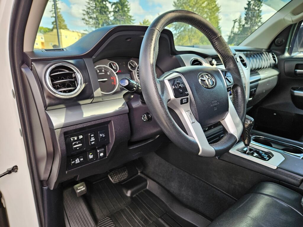Used 2015 Toyota Tundra Platinum image 17
