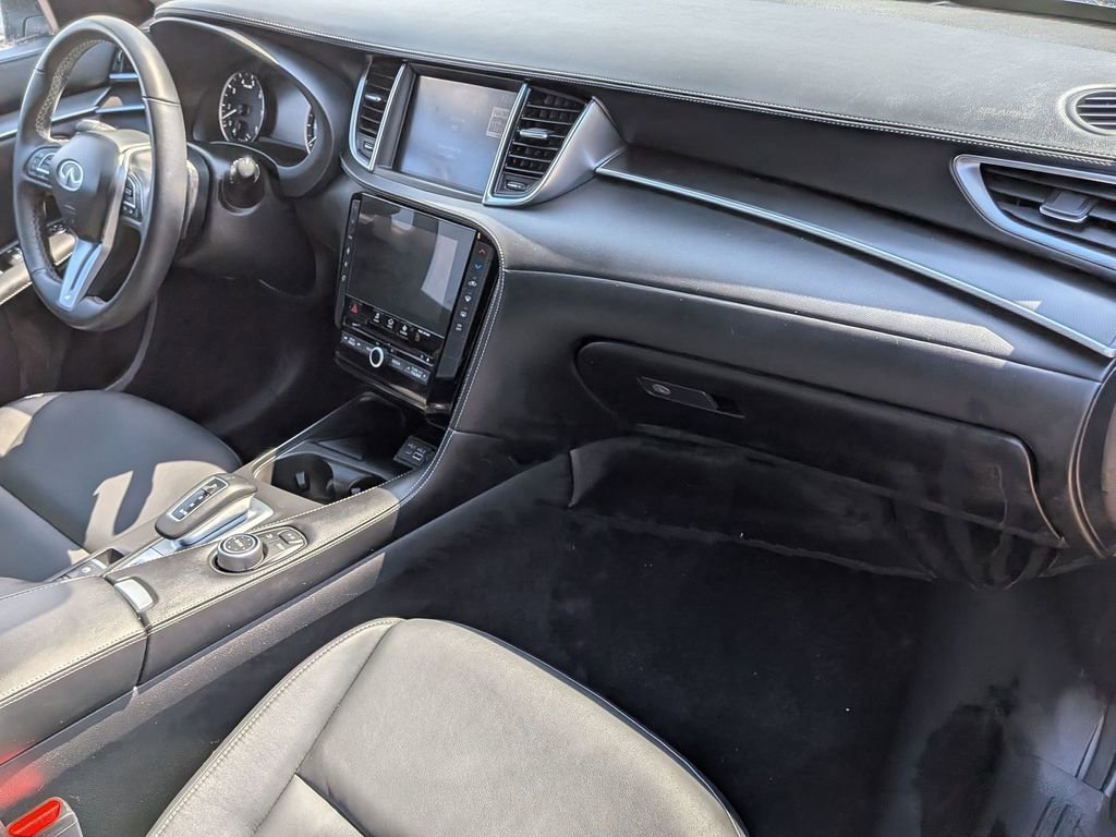 Used 2025 INFINITI QX50 Pure image 25