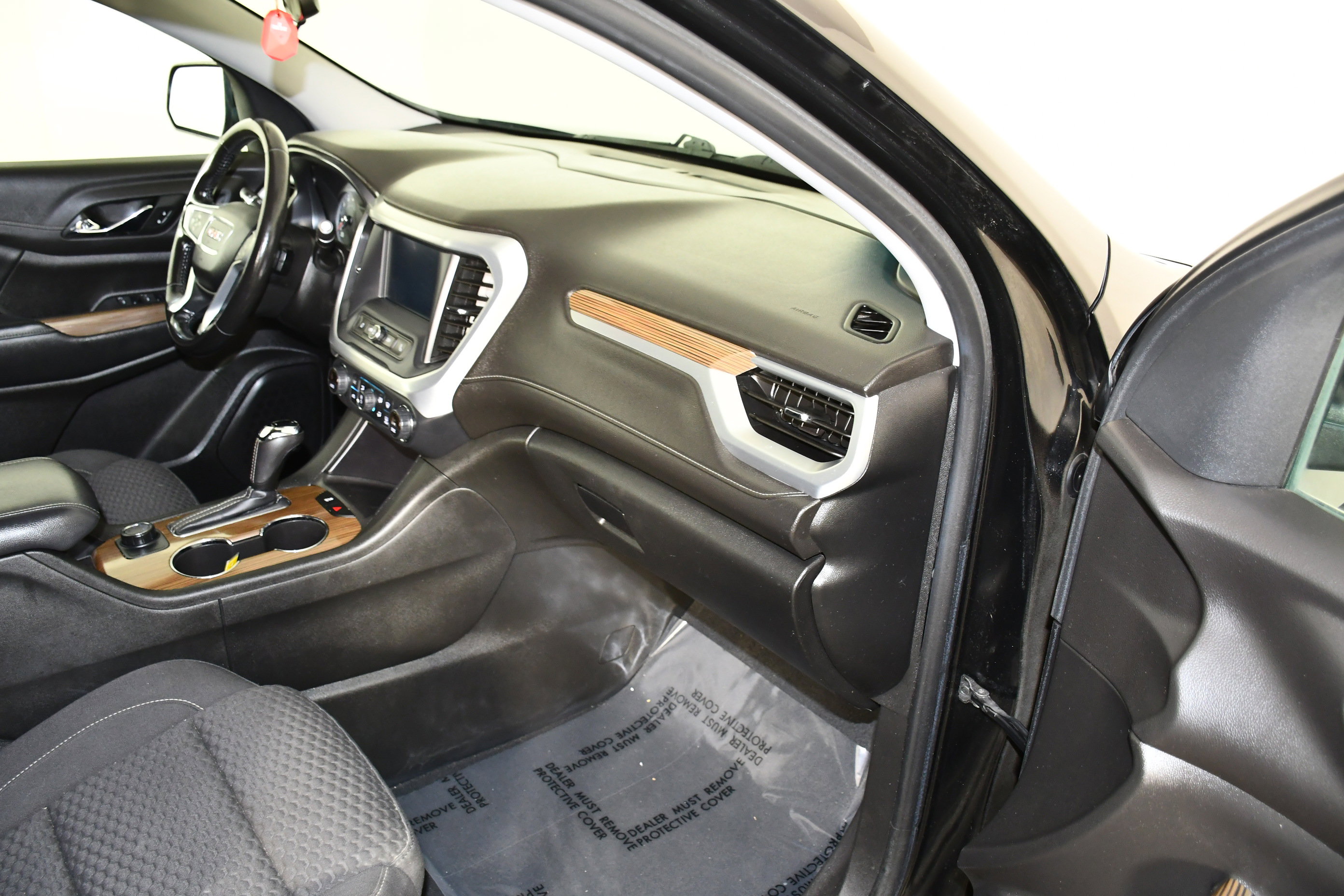 Used 2019 GMC Acadia SLE AWD/4WD image 41