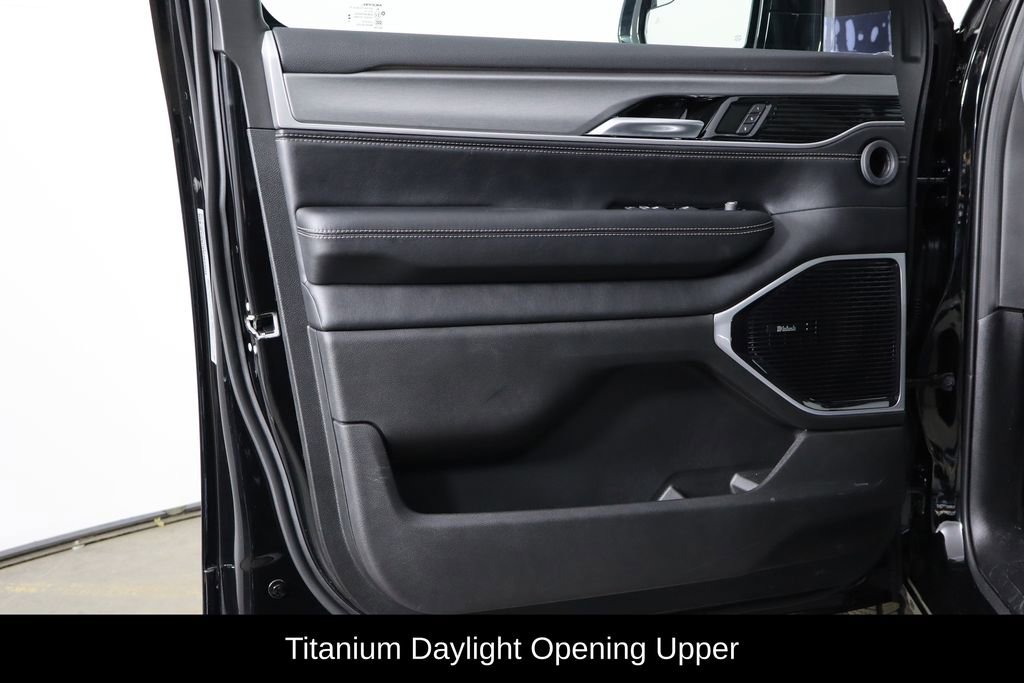 New 2026 Jeep Grand Wagoneer Limited image 15