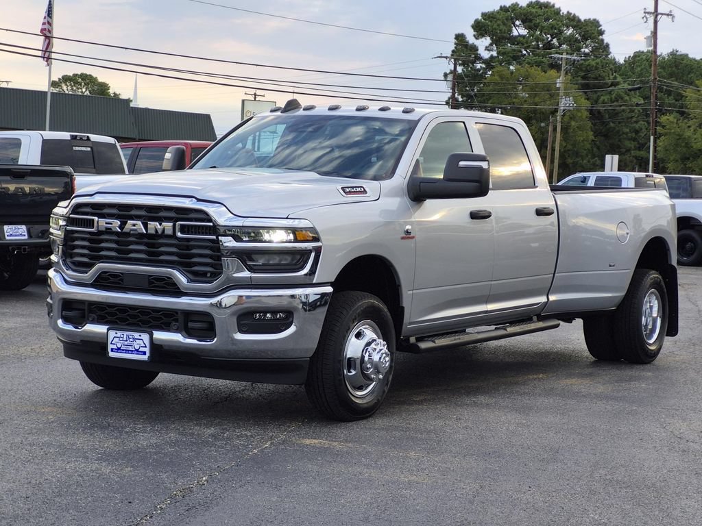 New 2027 RAM 3500 Tradesman AWD/4WD image 3