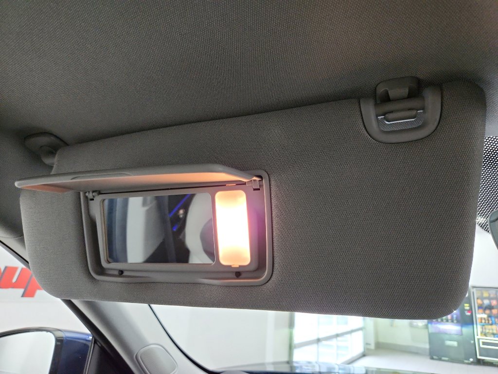 Used 2024 Acura MDX SH-AWD w/ Technology Package image 30