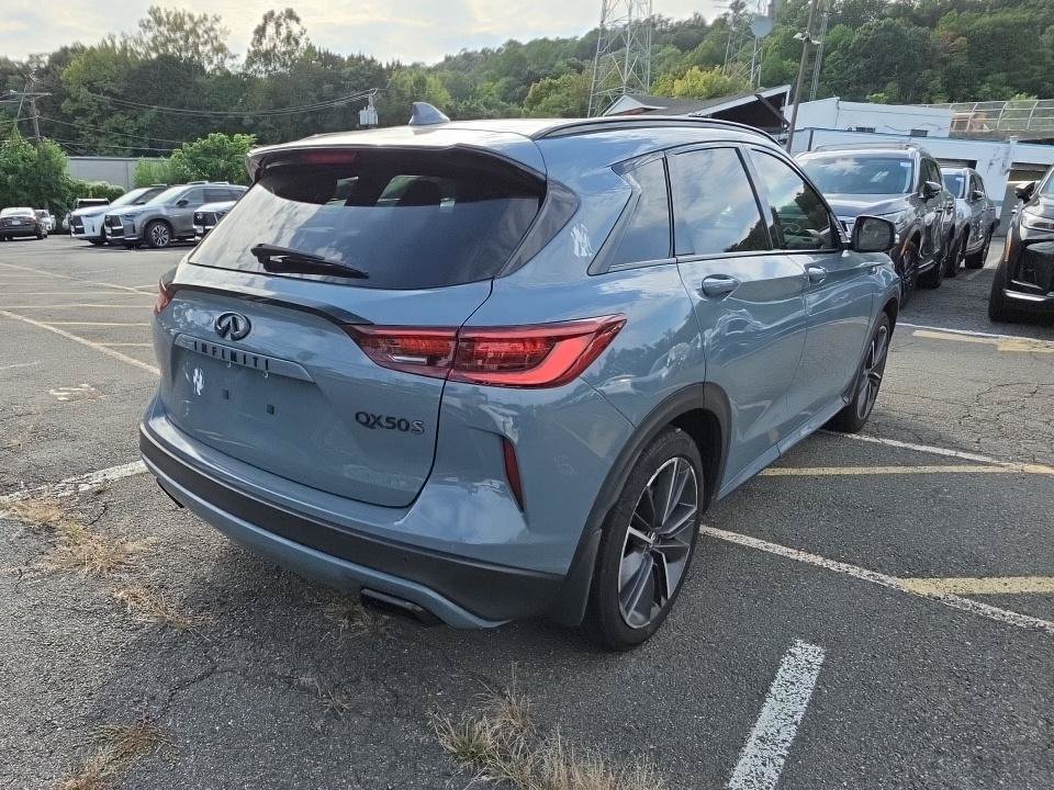 Used 2023 INFINITI QX50 Sport FWD image 2