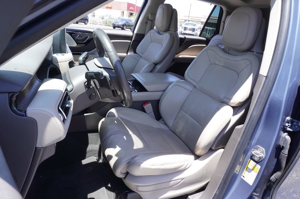 Used 2021 Lincoln Aviator Reserve w/ Equipment Group 202A AWD/4WD image 15