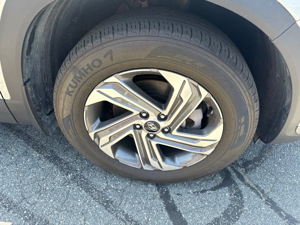 Certified 2023 Hyundai Santa Fe SE FWD image 12