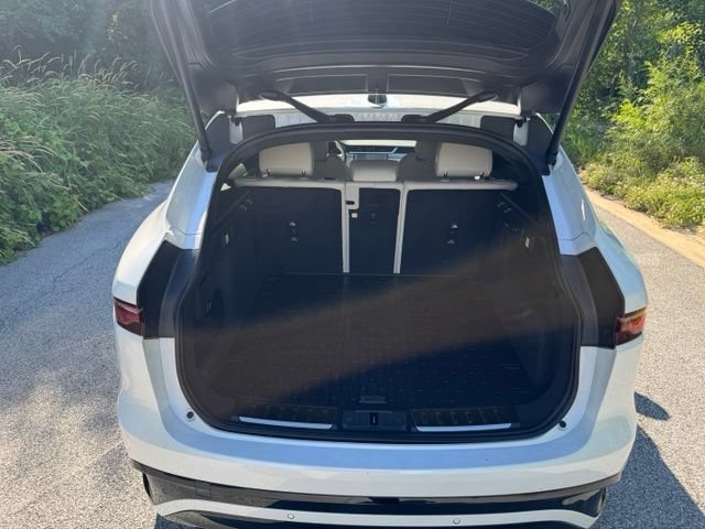 Certified 2025 Jaguar F-PACE R-Dynamic S AWD/4WD image 14