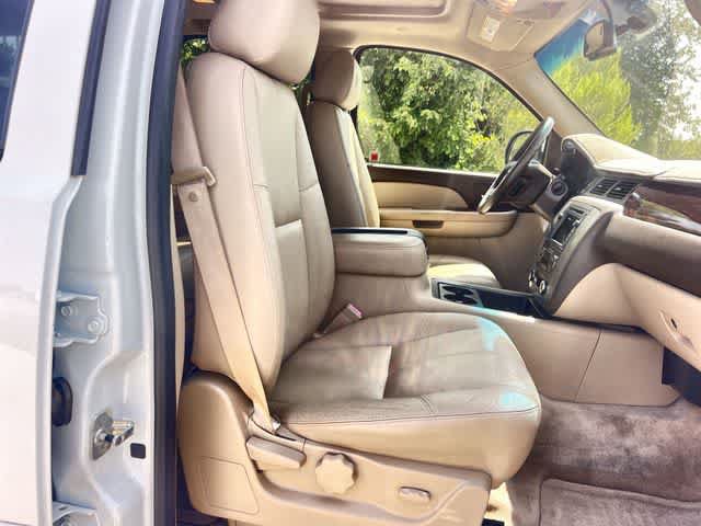 Used 2008 GMC Yukon 2WD Hybrid image 12
