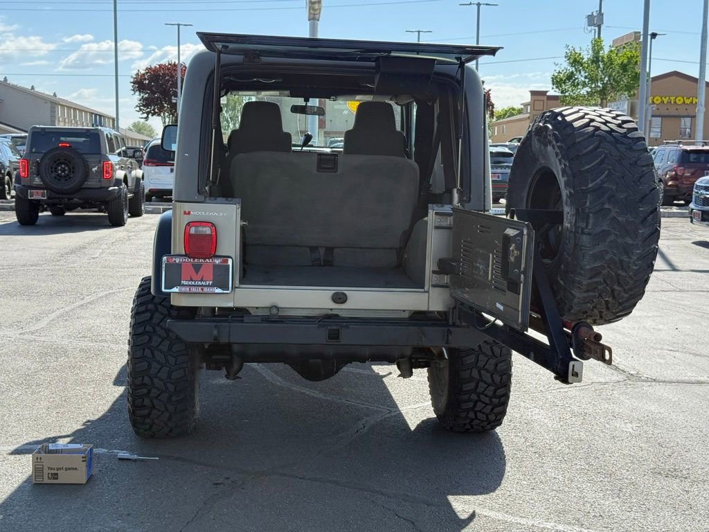 Used 2006 Jeep Wrangler Unlimited Rubicon AWD/4WD image 10