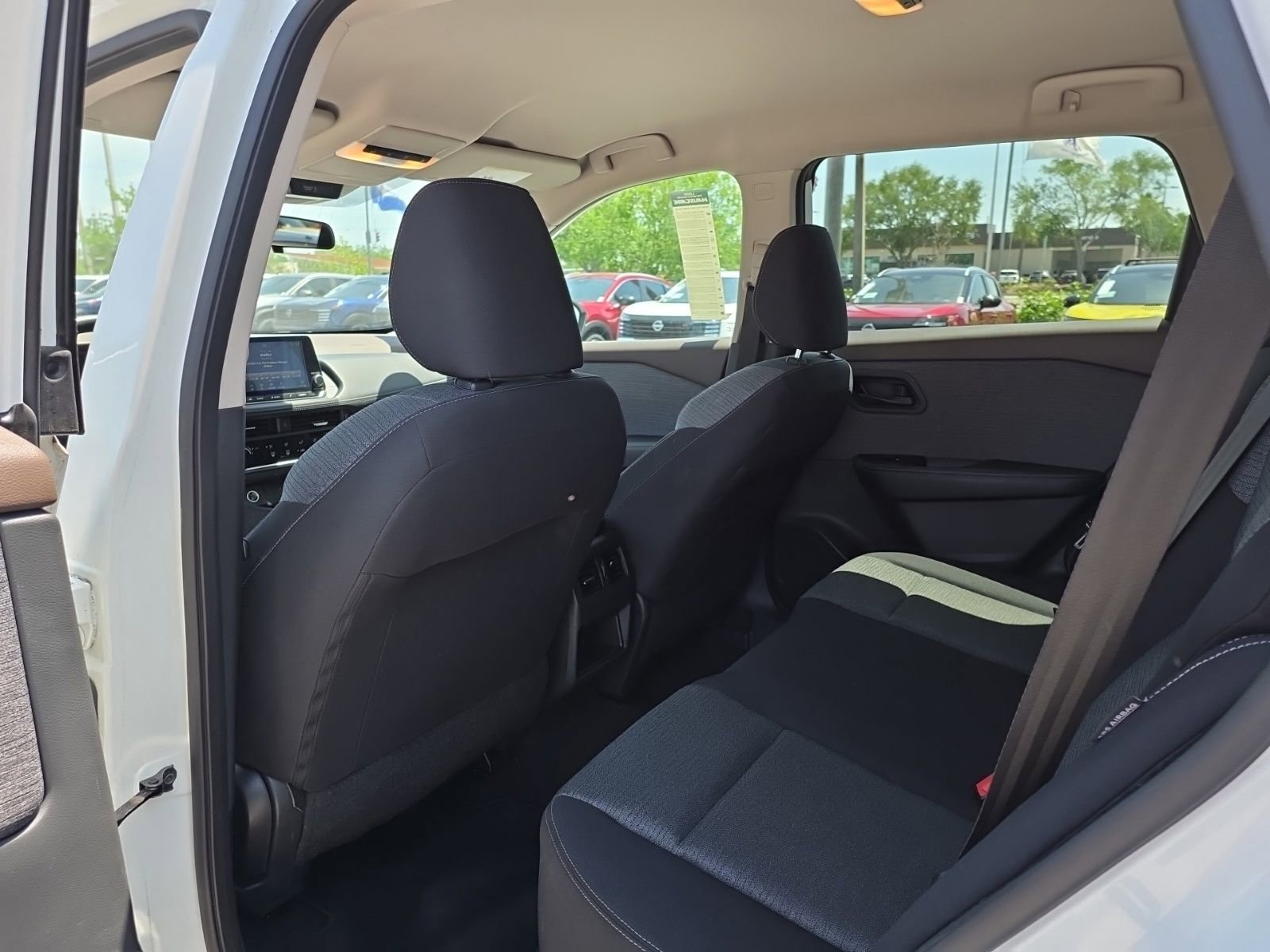 Used 2021 Nissan Rogue S FWD image 19