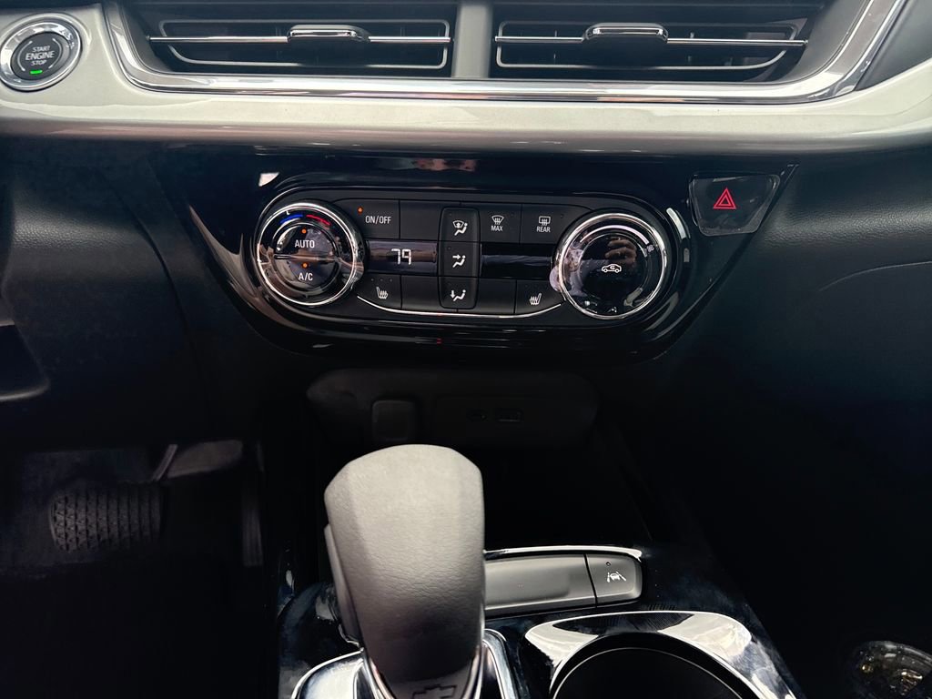 New 2026 Chevrolet Trax LT w/ Driver Confidence Package image 19