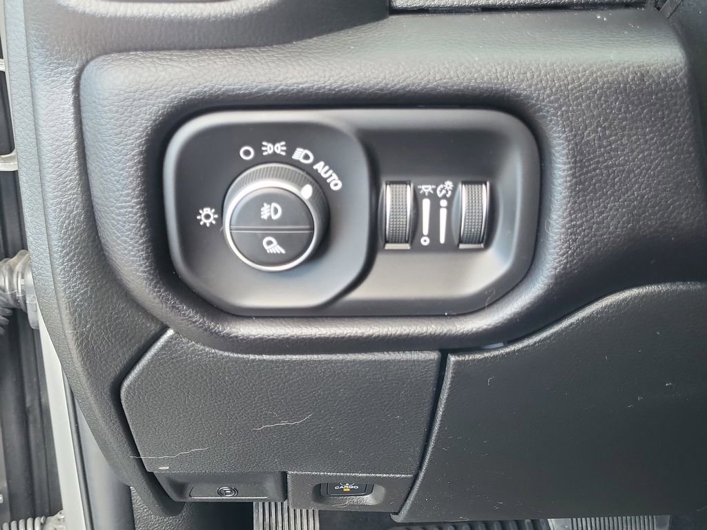 New 2025 RAM 2500 Laramie image 26