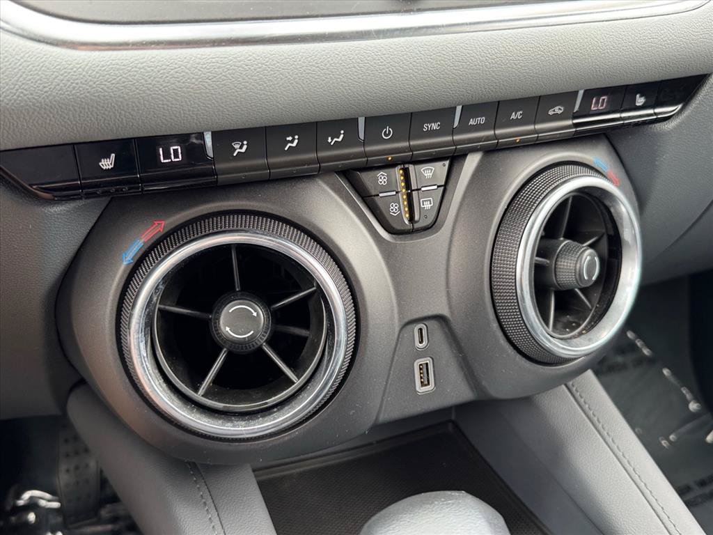 Used 2020 Chevrolet Blazer LT FWD image 23